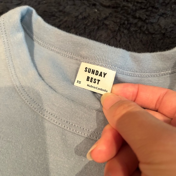Aritzia Sunday best blue baby tee - Picture 2 of 3